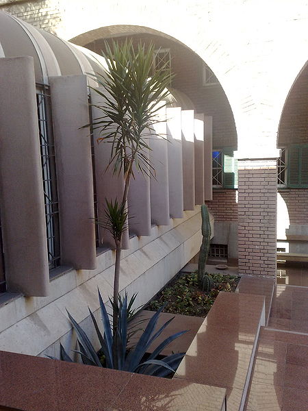 Fichier:Biblio02.jpg